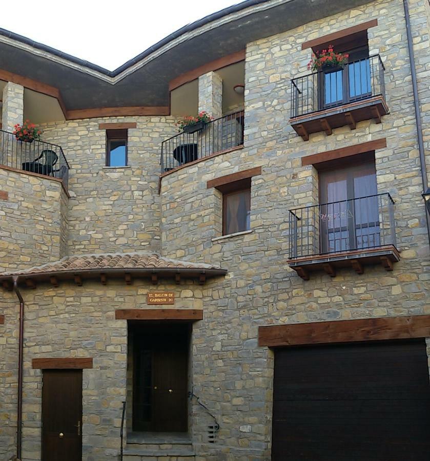 Апартаменти Balcon De Garbison Рода-де-Ісабена Екстер'єр фото